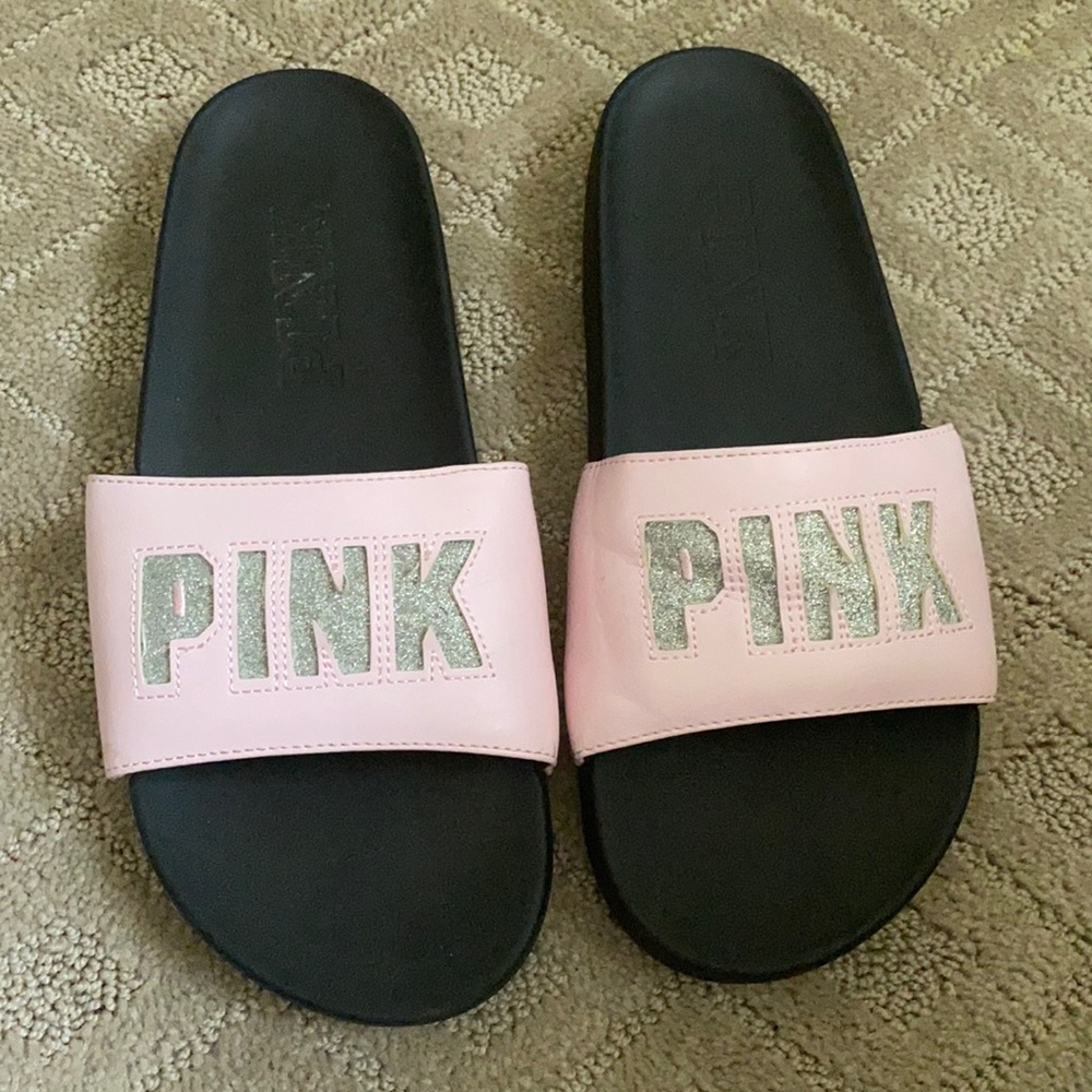 Pink Victoria’s Secret’s slides size medium